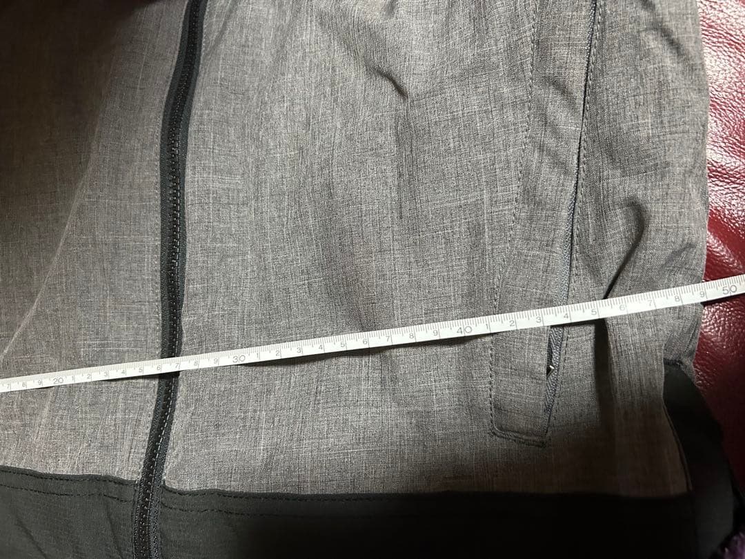 NIKITA フード付きジャケット Sサイズ ブラック/グレー