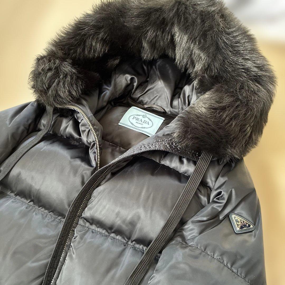 プラダ　ダウン　コート　29P117 正規品　フード　岡部あゆみ　濃紺　ファー