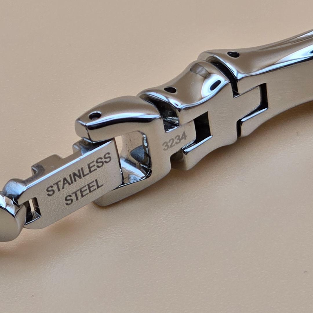 美品 GUCCI グッチ 腕時計 6800Ｌ バンブーモチーフ