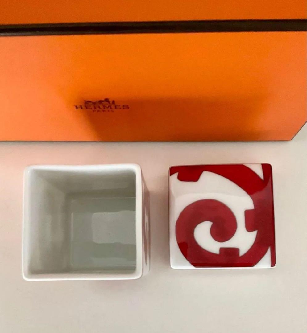 未使用品 エルメス スモールボックス 〈ガダルキヴィール〉