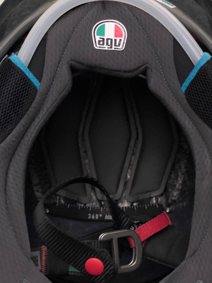 憧れの AGV PISTA GP RR FUTURO CARBONIO (SE)