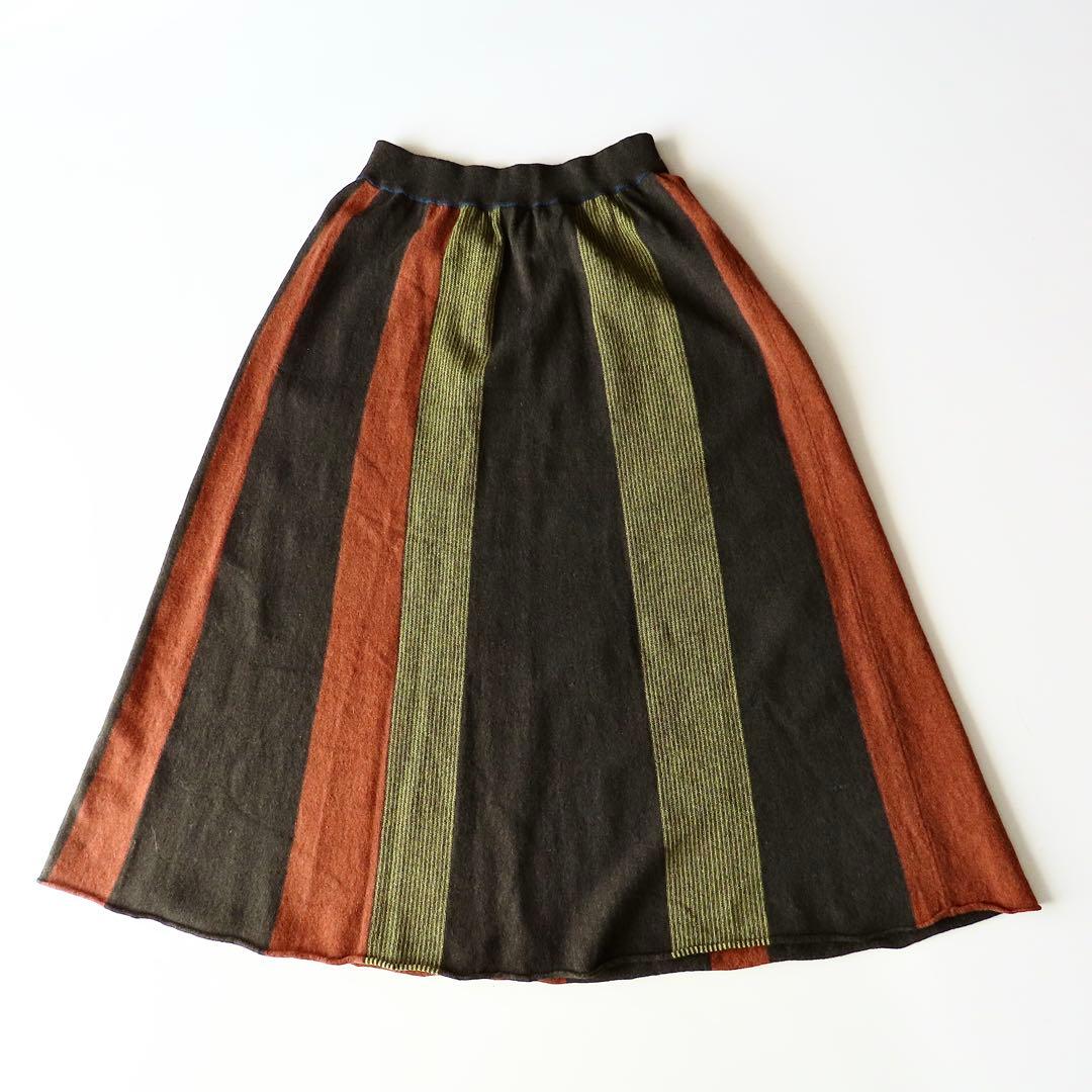 よそおい掲載 パラスパレス フレアニットスカート 0 マルチストライプ