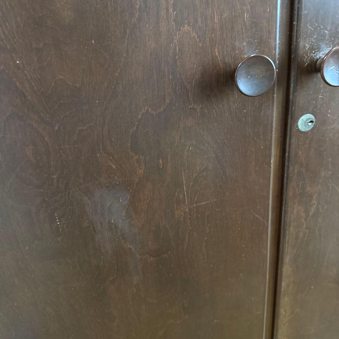 ブラウン木製クローゼット 収納力抜群