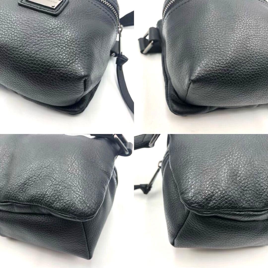 極美品 D&G ドルガバ ボディバッグ ロゴ プレート オールレザー ブラック