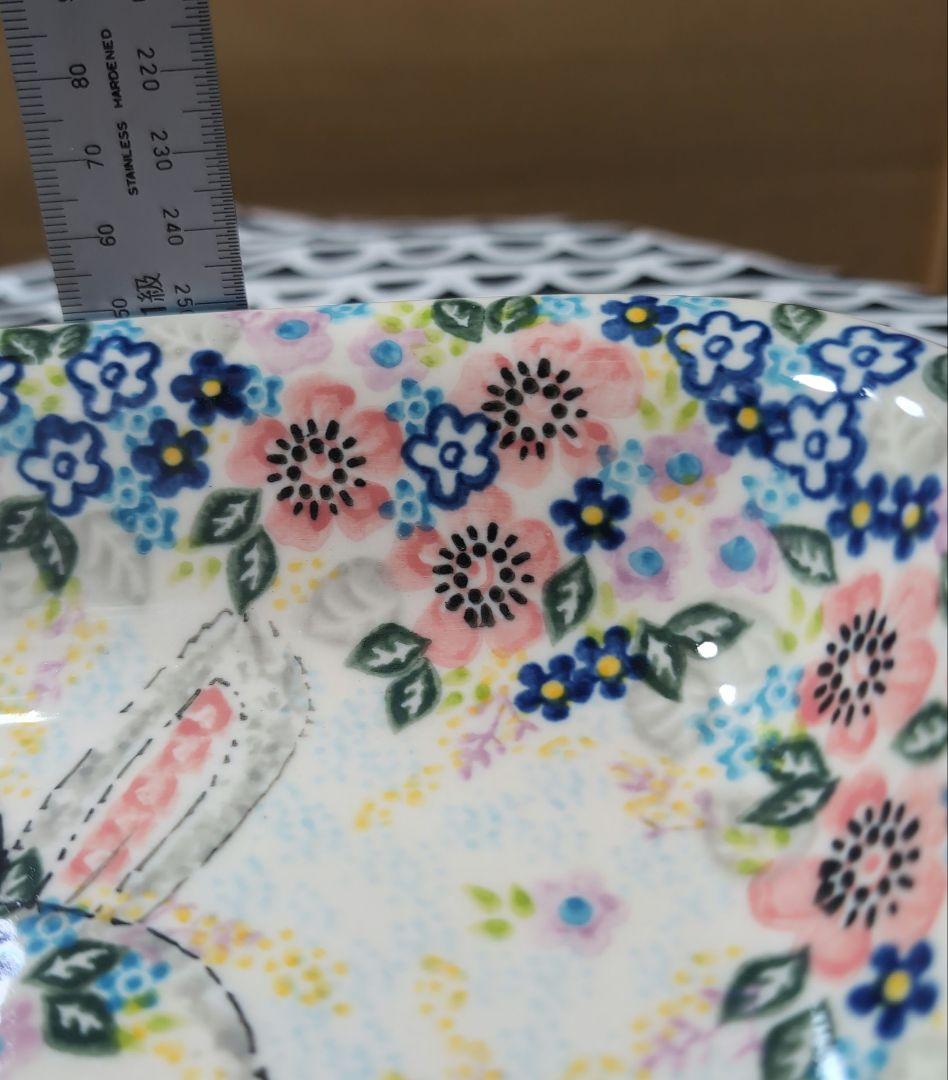 ＶＥＮＡ、ポーリッシュポタリー、ポーランド食器、ツェラミカ、うさぎ