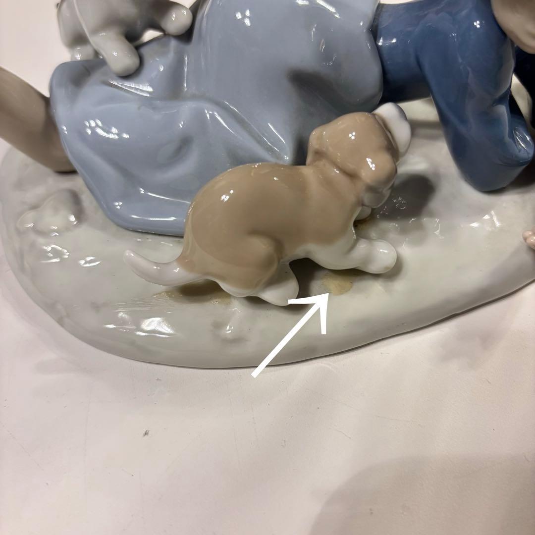 皆で遊びましょう少女と仔犬たち 陶器人形フィギュリン スペイン製 西洋陶磁