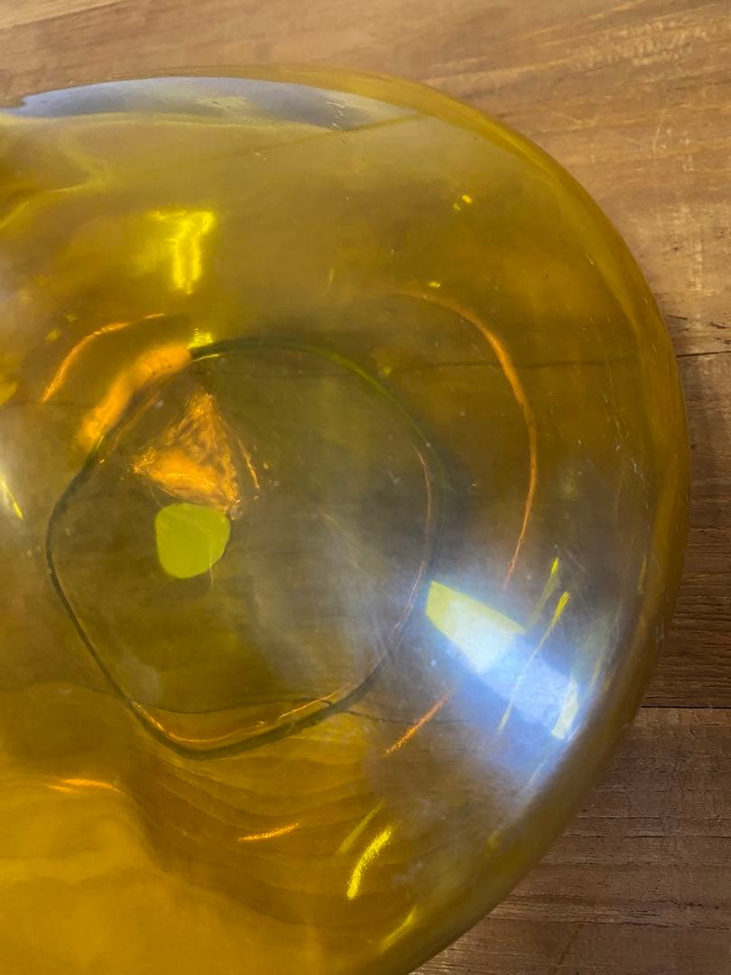 ハンドメイド　ガラス花瓶　黄色　フラワーベース　アンバーガラス　手づくり