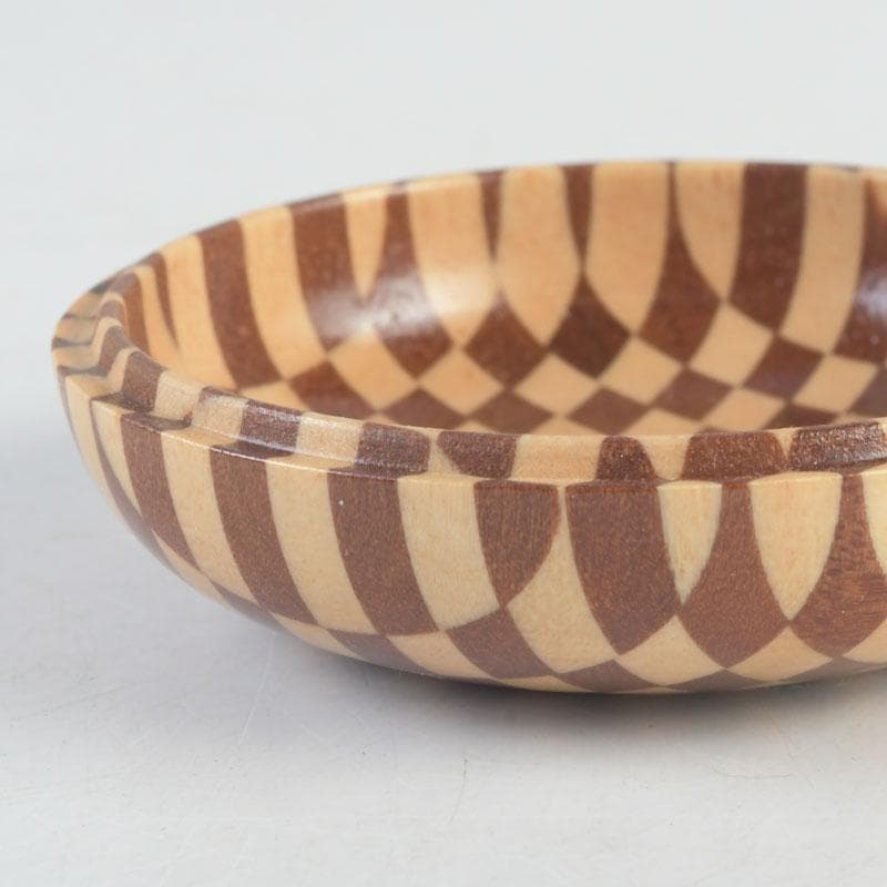 茶道具　鷹の巣　箱根寄木細工　香合　箱付　V　9679