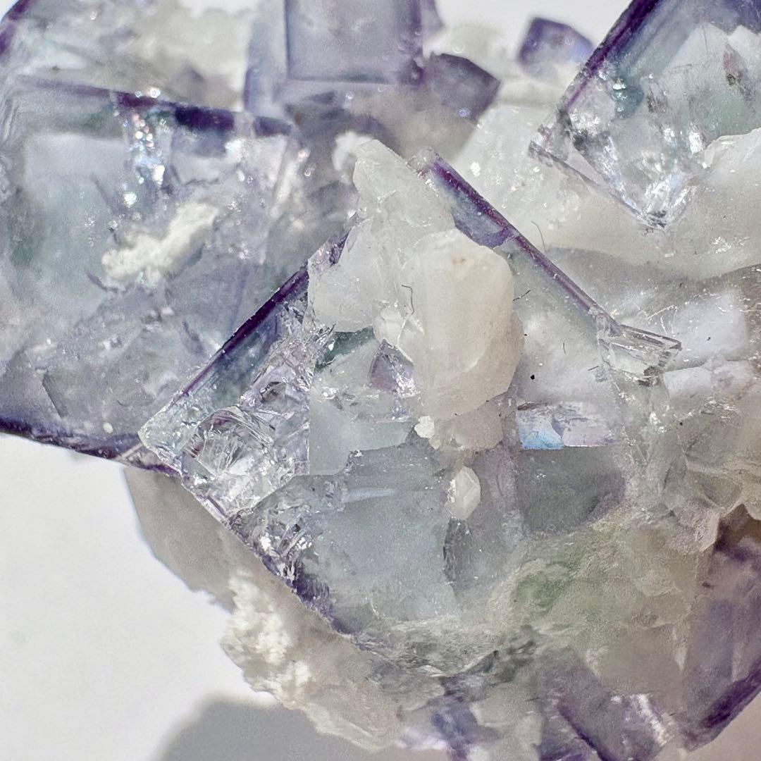 475 中国　ヤオガンシャン産　ポーセリン　フローライト