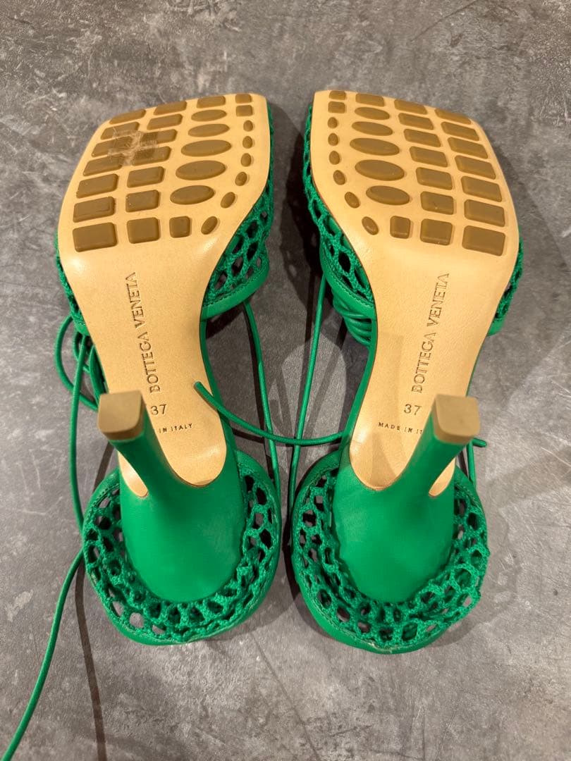 新品未使用BOTTEGA VENETAボッテガヴェネタストレッチサンダル37