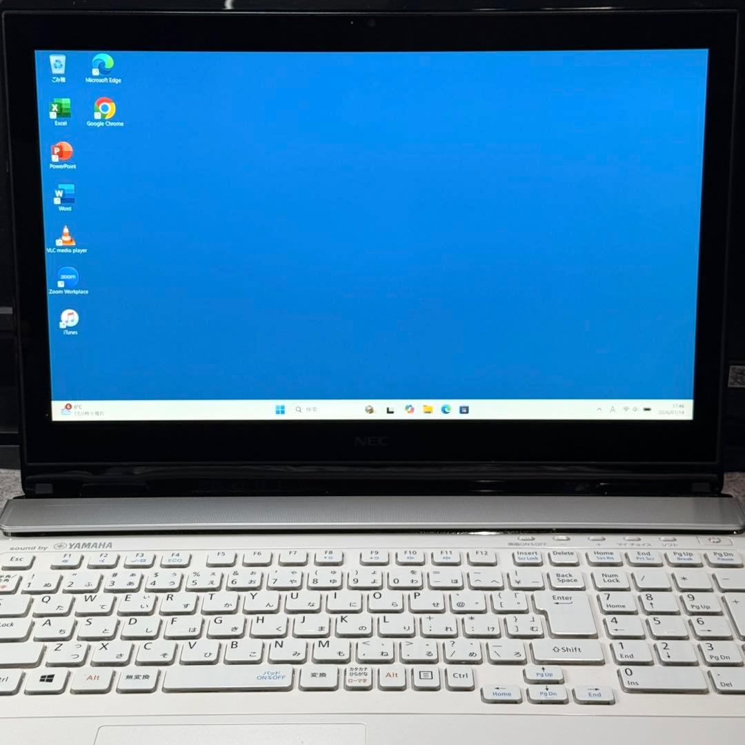 美品 NEC ノートPC i7 新品SSD Blu-ray Office2024
