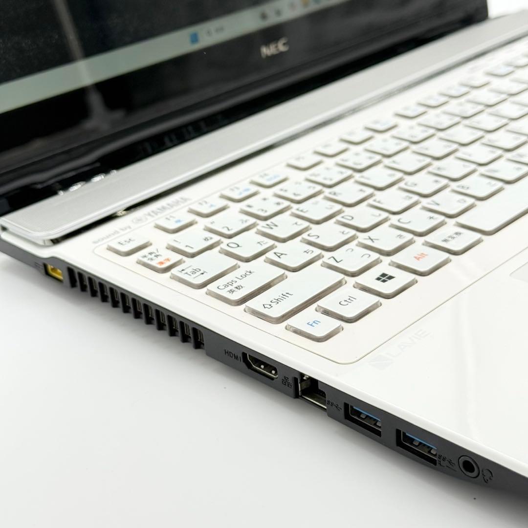 美品 NEC ノートPC i7 新品SSD Blu-ray Office2024