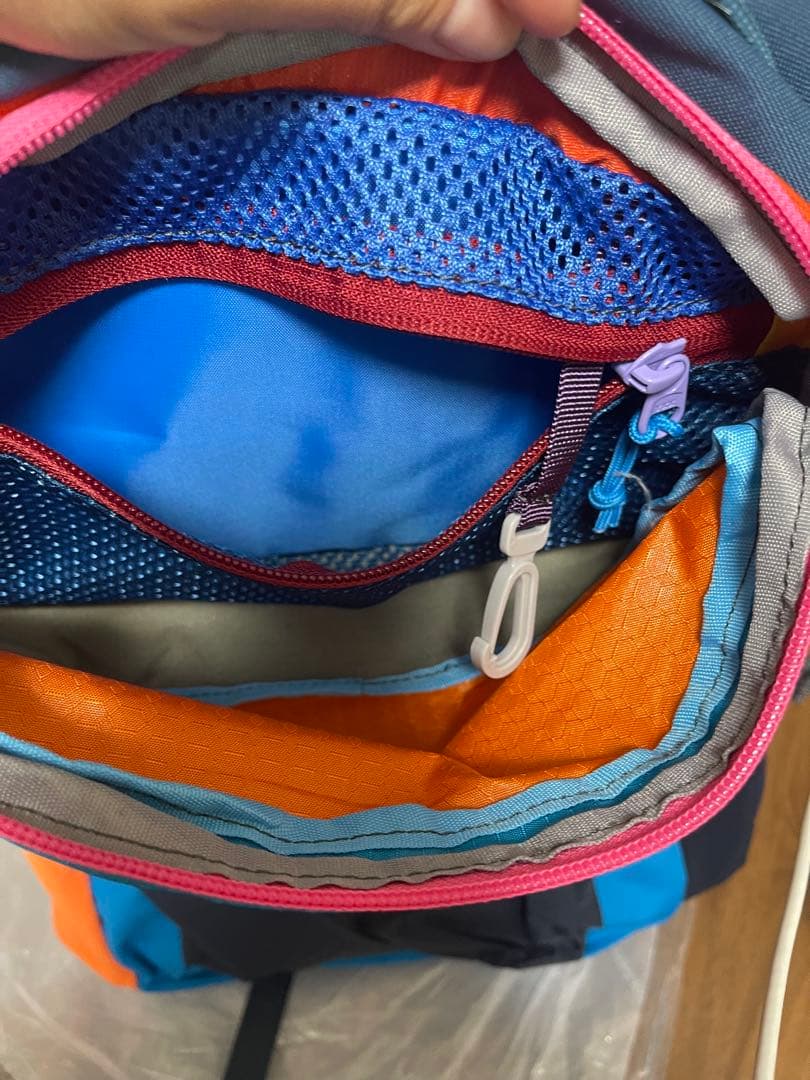 【新品同様】Cotopaxi Tasra 16Lリュックマルチカラー収納力抜群