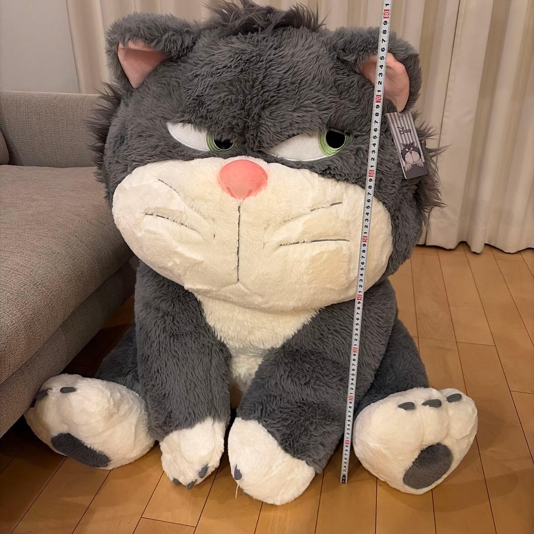 Disney！ルシファー！新品、ビックぬいぐるみ！