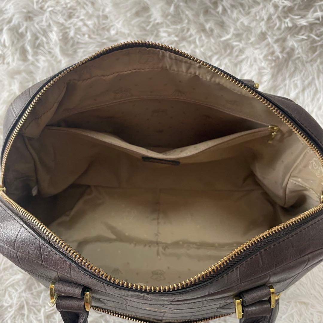 Dakota ボストンバッグ　レザー　ブラウン　A4入ります。