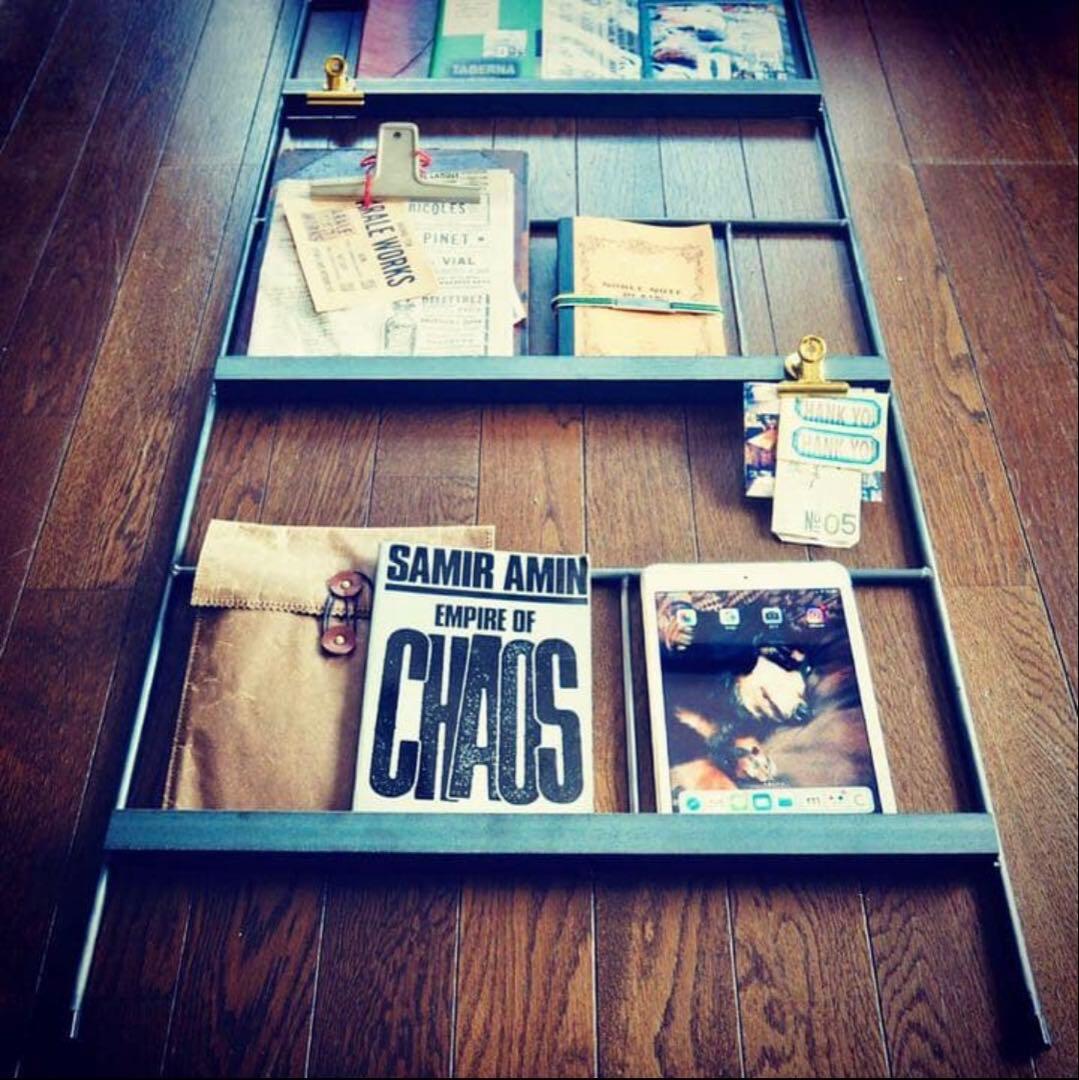 ブックラダー ブックラック アイアン家具　インダストリアル　カフェラック