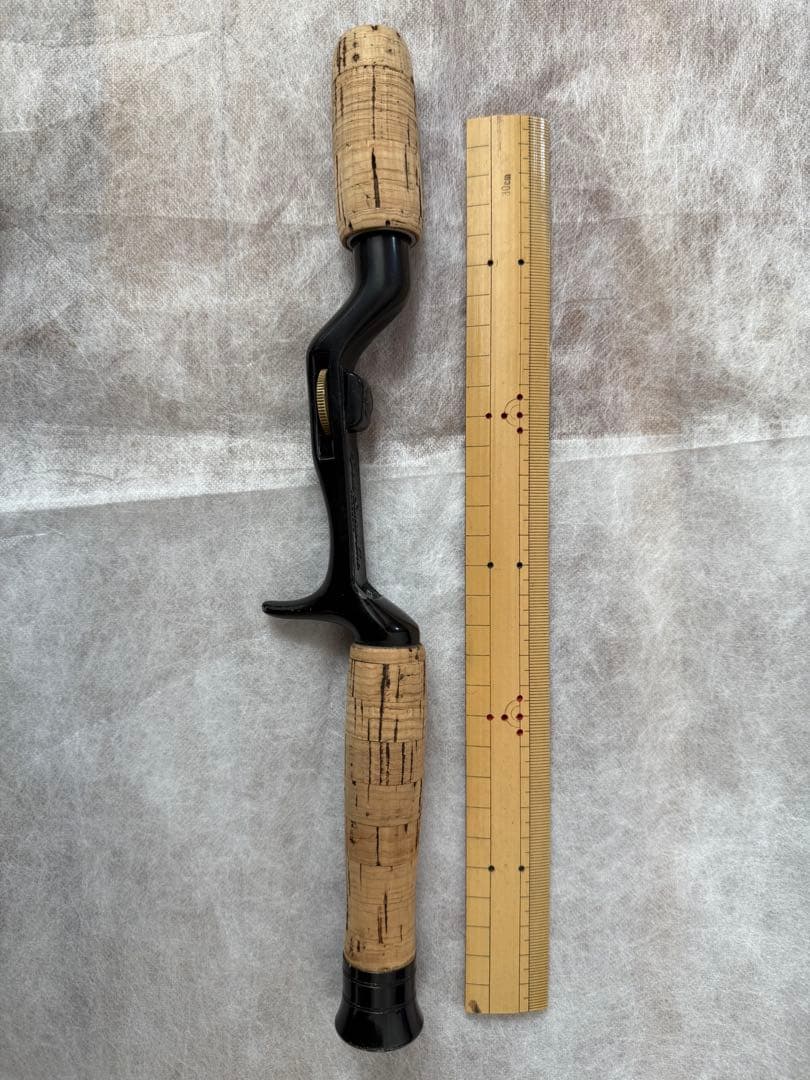 ザウルス フィリプソン グリップ