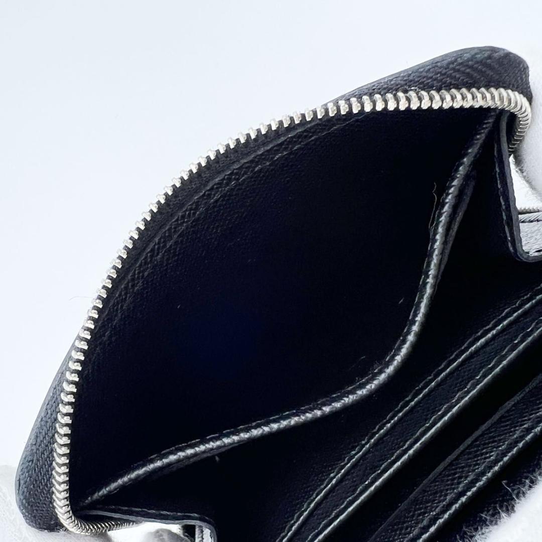 【使用わずか】ヴィトン エピ ジッピーパース ラウンド 財布 黒