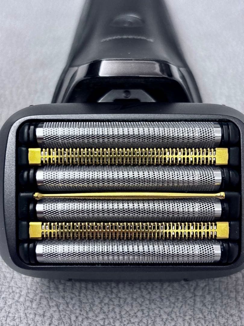 美品 Panasonic 電気シェーバー ES-CLS5A ラムダッシュ　6枚刃