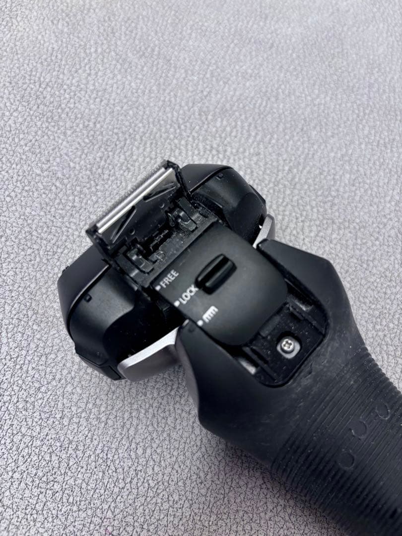 美品 Panasonic 電気シェーバー ES-CLS5A ラムダッシュ　6枚刃