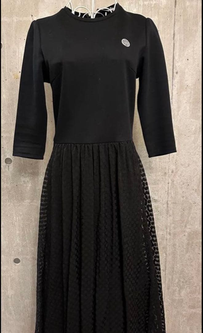 完売品ボーダーズアットバルコニー　ポルカドットミディアムドレス