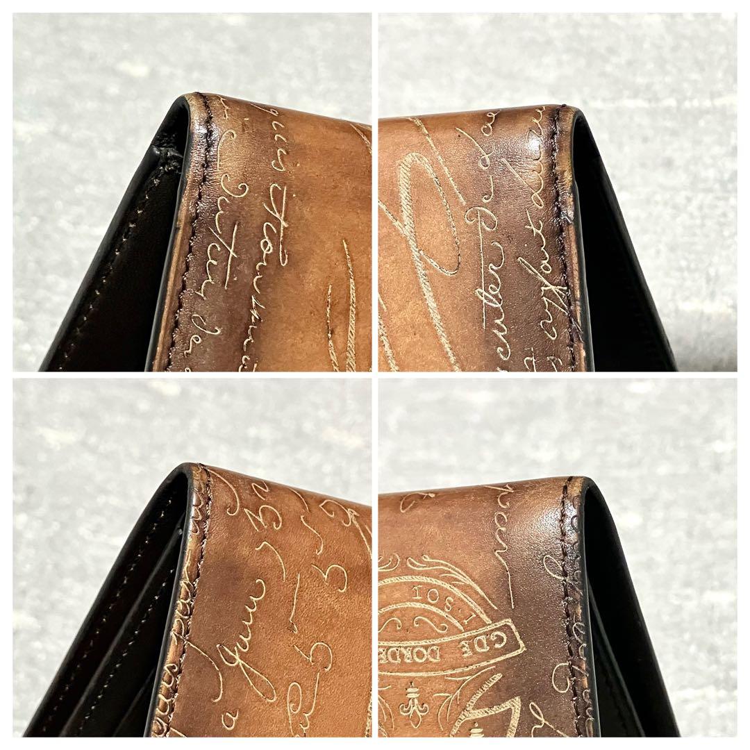 ベルルッティ［二つ折り財布］マコレ　スクリット　カリグラフィ　ヴェネチアレザー