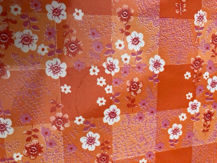 昭和レトロポップ  気泡入りの花柄ワゴン　70年台　ポップ フラワー　棚