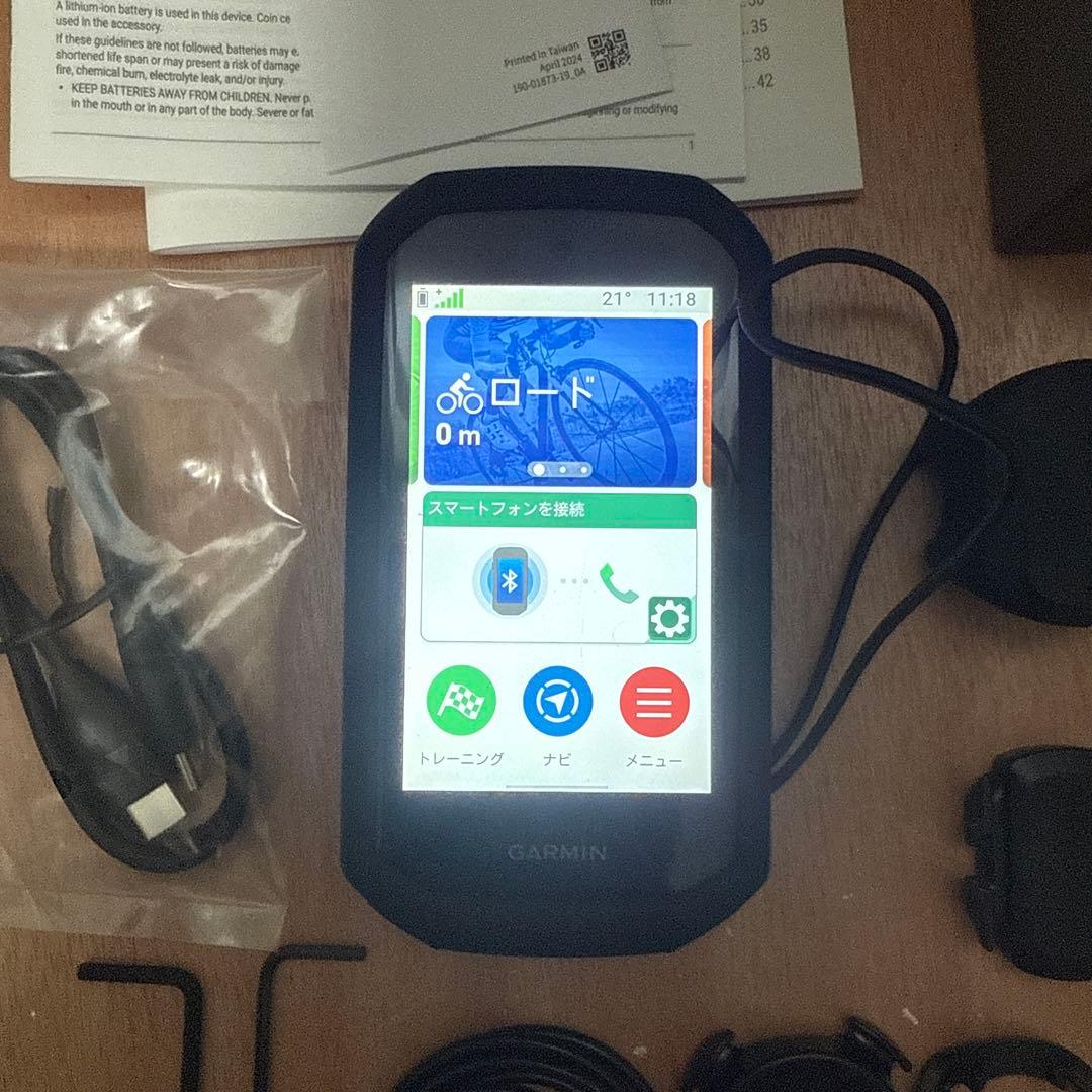 GARMIN EDGE 1050 サイクルコンピューター　センサーとマウント付き