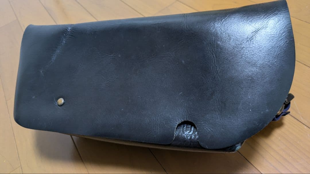 Uni＆Co メッセンジャーバッグ　Sサイズ　ロイヤルネイビー