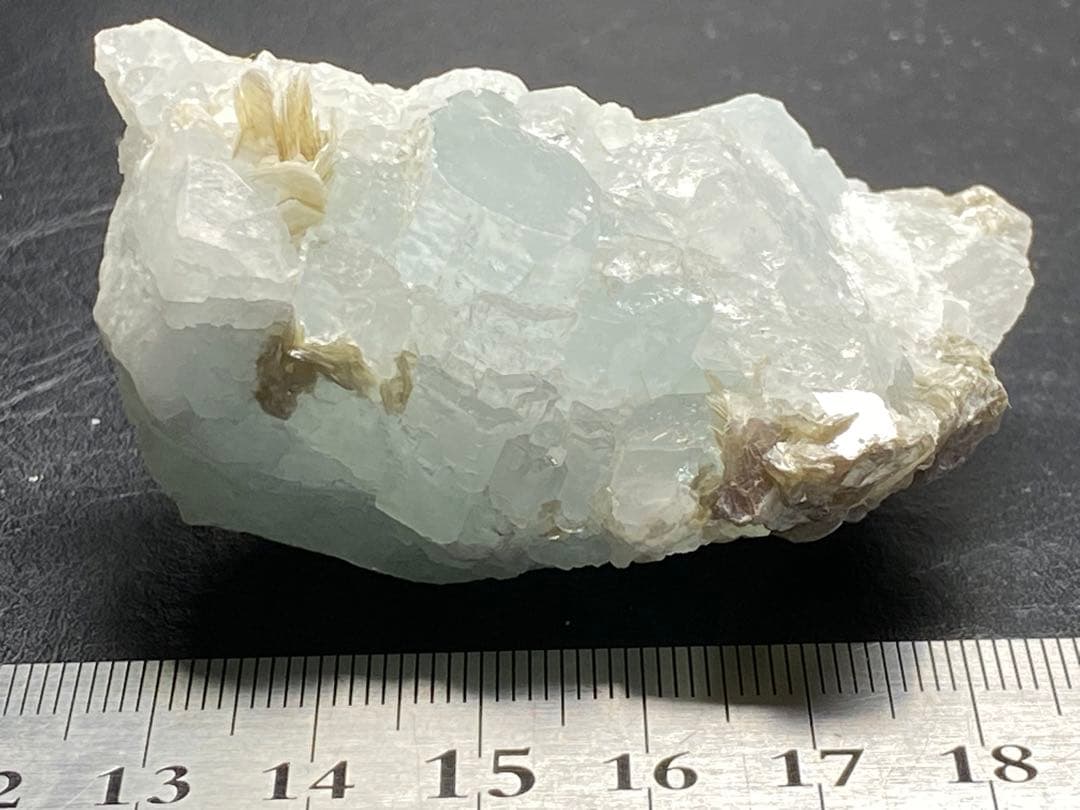 アクアマリン 98g