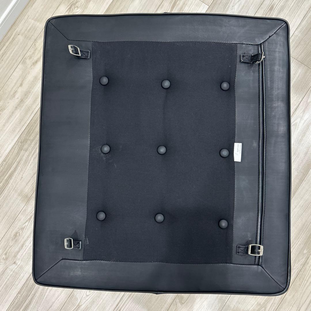 バルセロナチェア　オットマン リプロダクト