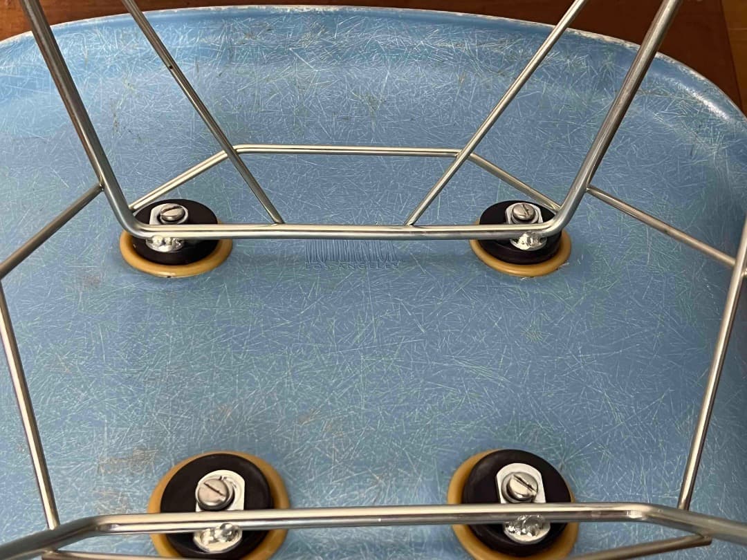 【Colorful】アームシェルチェア ロッカーベース モダニカ社 水色