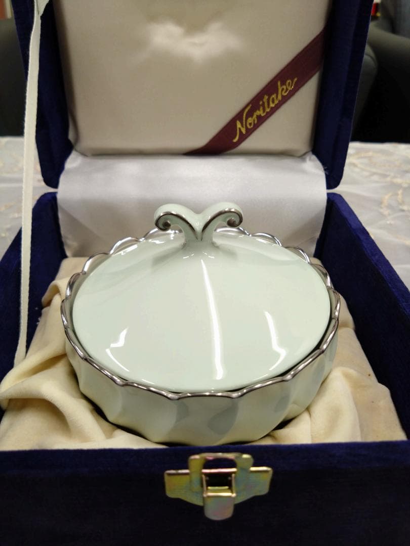 Noritake ボンボニエール☆BONBONIER　ノリタケ　☆専用ケース入☆