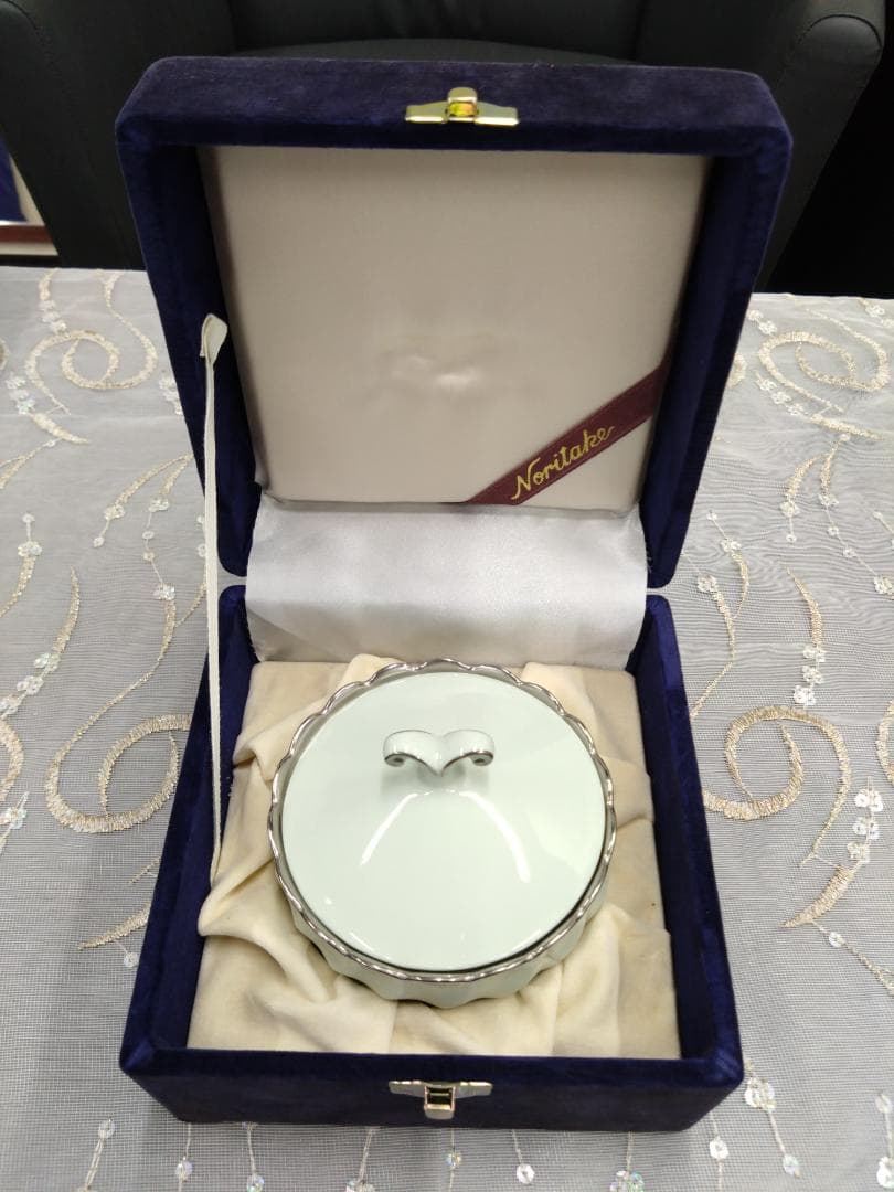 Noritake ボンボニエール☆BONBONIER　ノリタケ　☆専用ケース入☆