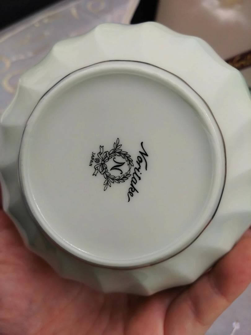 Noritake ボンボニエール☆BONBONIER　ノリタケ　☆専用ケース入☆