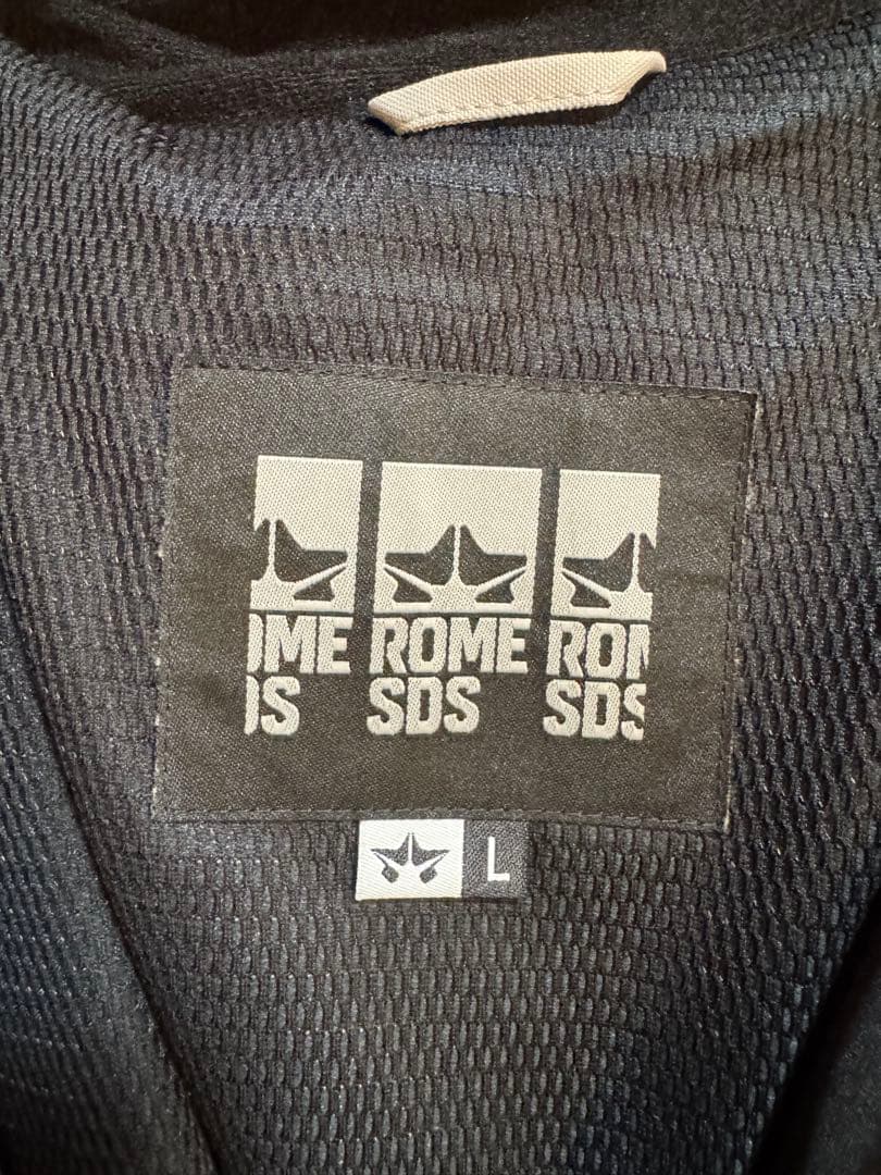 【にこり様】専用ROMESOS スノーボードウェア