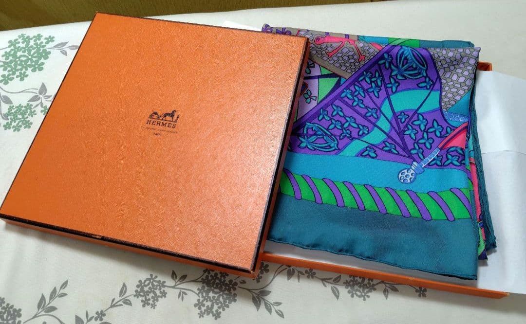 HERMES　エルメス　スカーフ