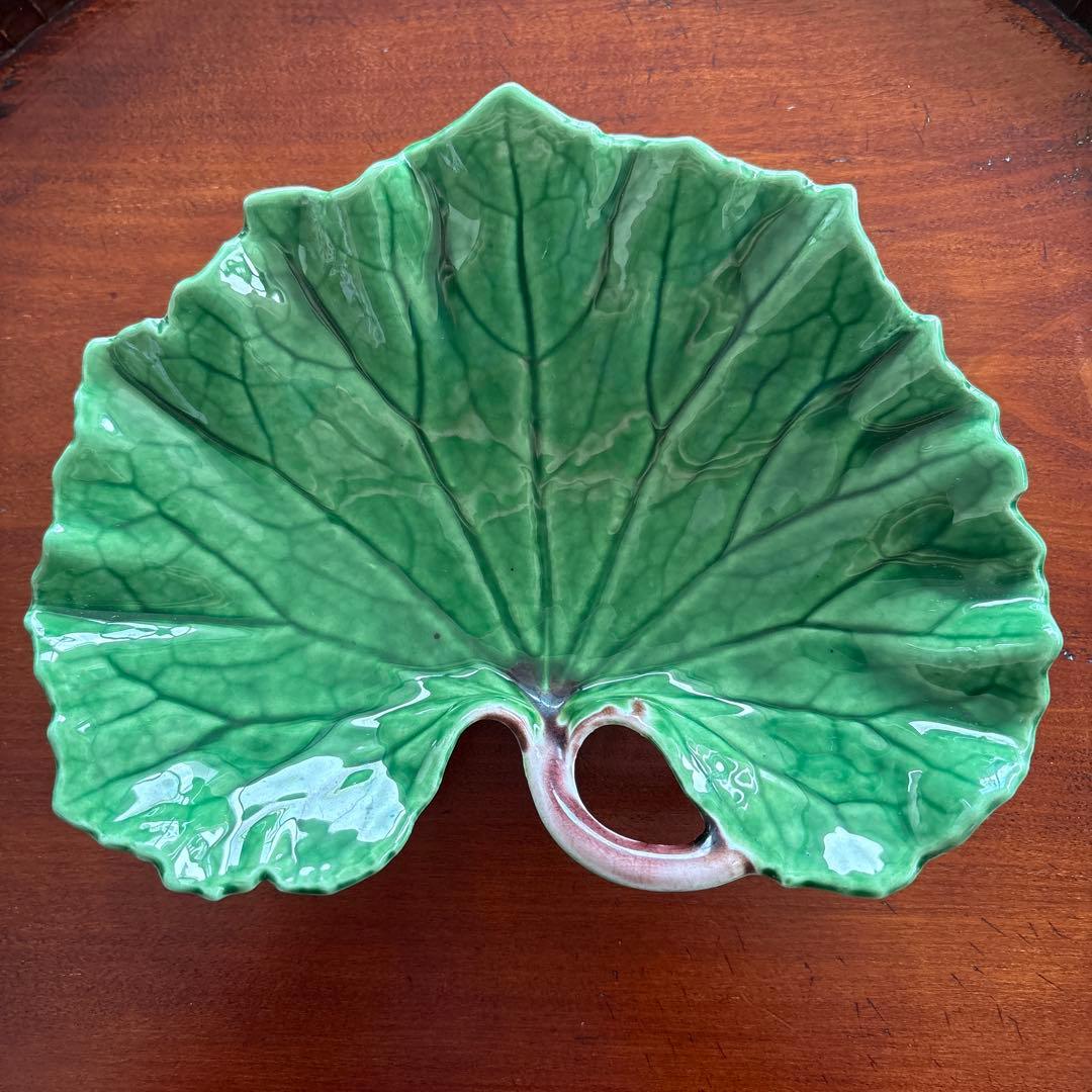 有田焼　福泉窯　皿　2客　ツワ型　ツワブキ　つわぶき　高級有田　18㎝