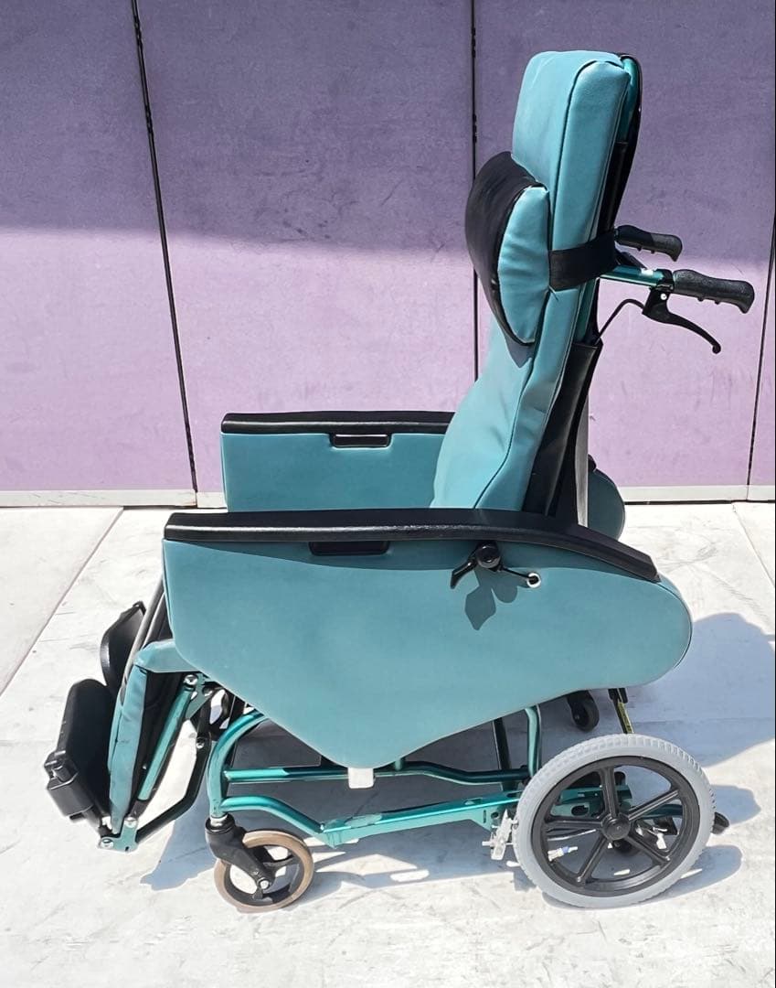 フルリクライニング＆ティルト車椅子「松永製作所 エリーゼ FR-31TR