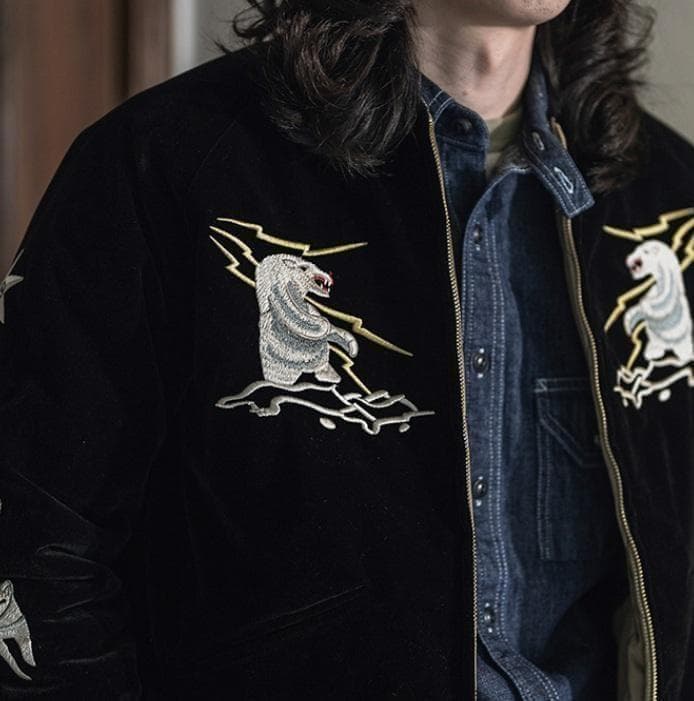 アラスカ　スカジャン　スーベニアジャケット　白熊　鹿　刺繍　　リバーシブル　L