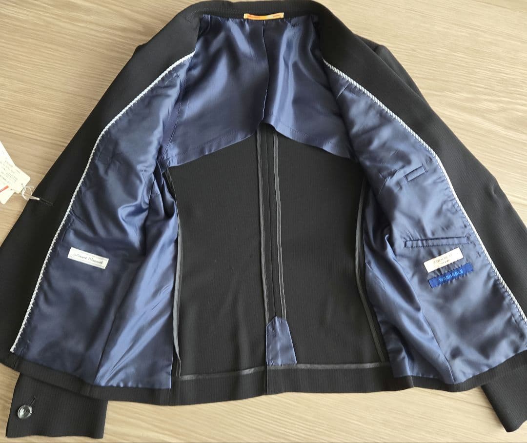 【送料込み】sale 新品未使用タグ付 ORIHICA スーツセットアップ
