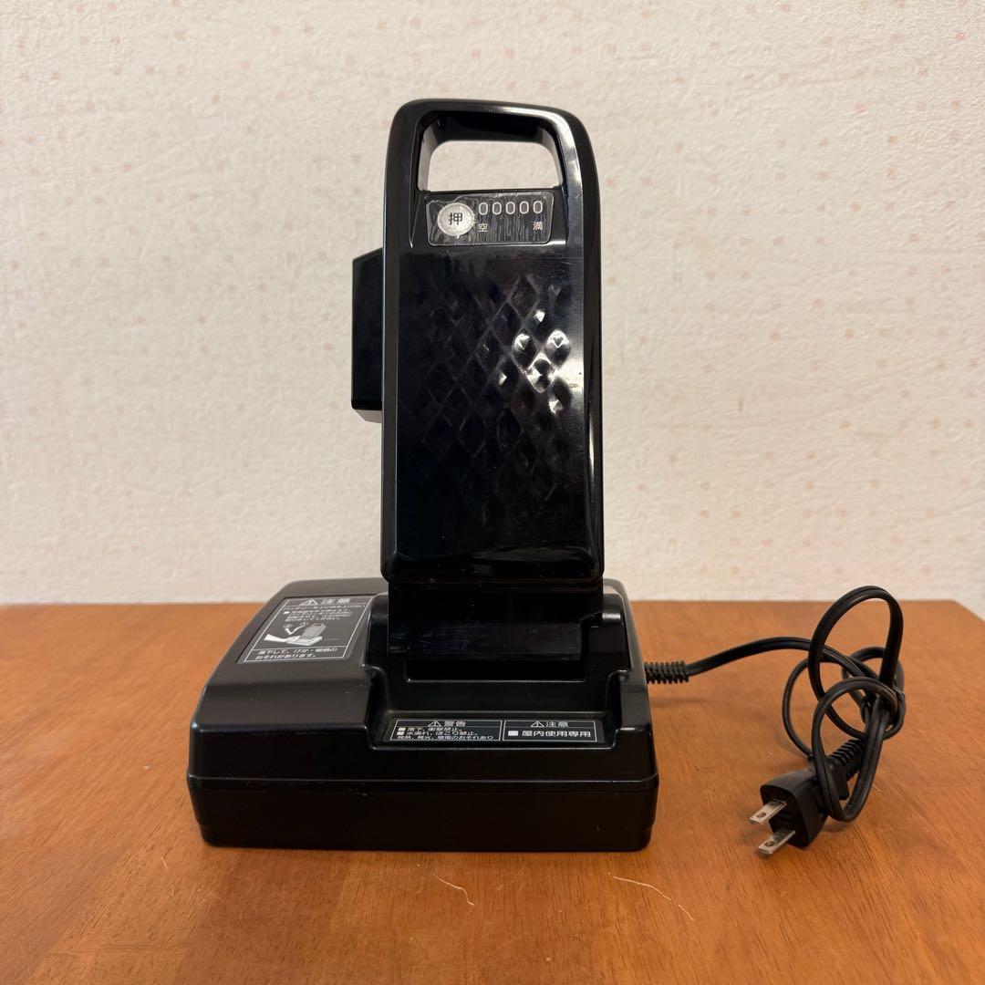 ● 美品 Panasonic 電動自転車バッテリー NKY580B02 充電器
