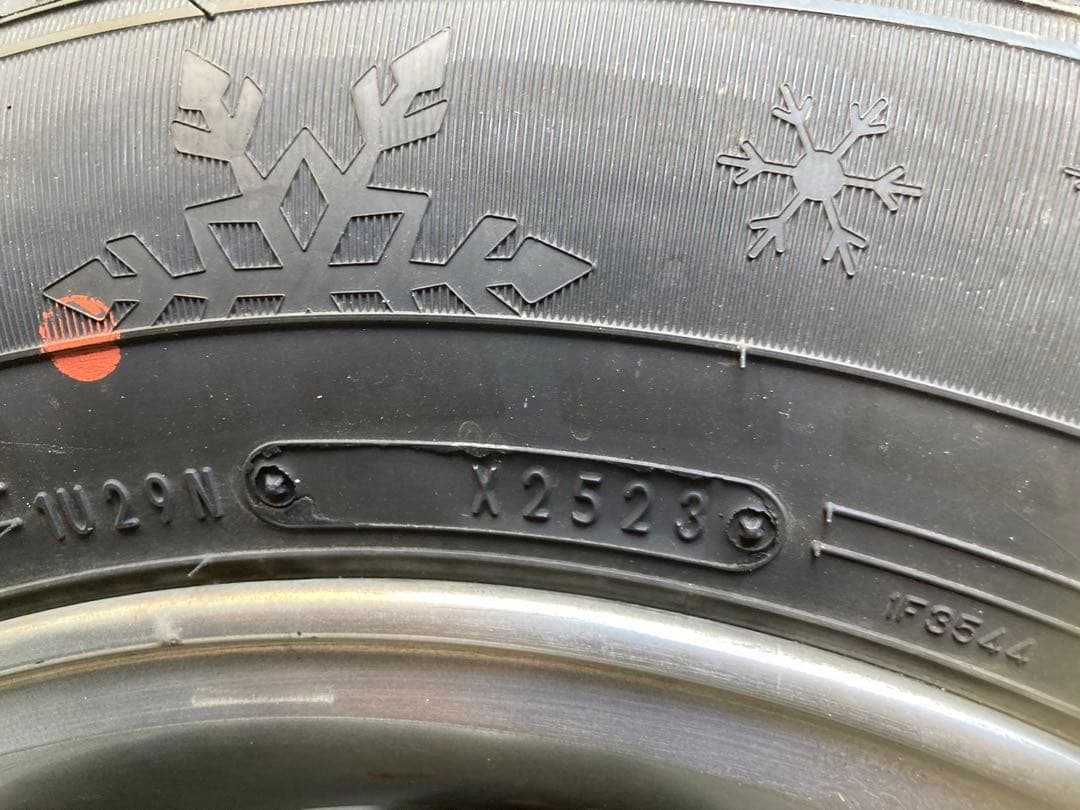 桃ひろさん専用④2023年バリ山！ノーストレックN5 195/65R15 ノア等