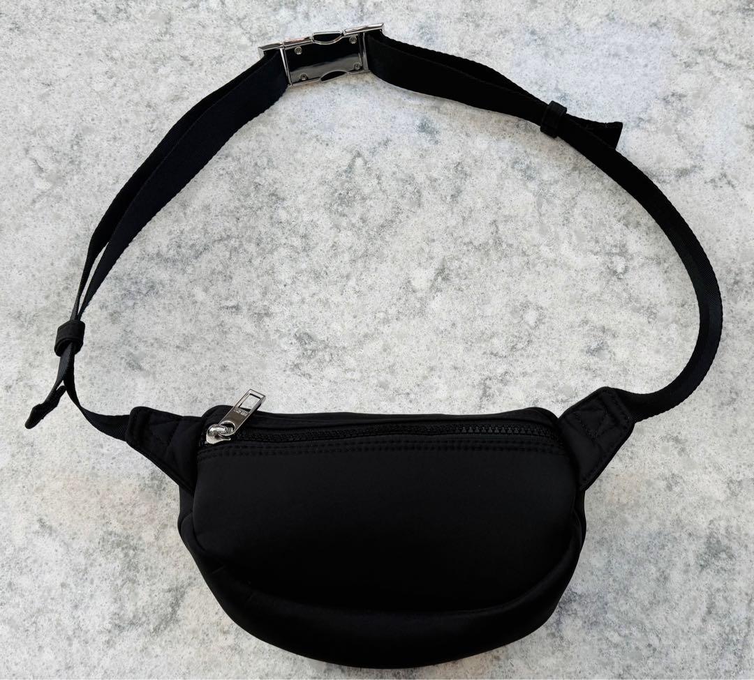 【極美品】KENZO ケンゾー ボディバッグ ウエストポーチ タイガー 刺繍 黒