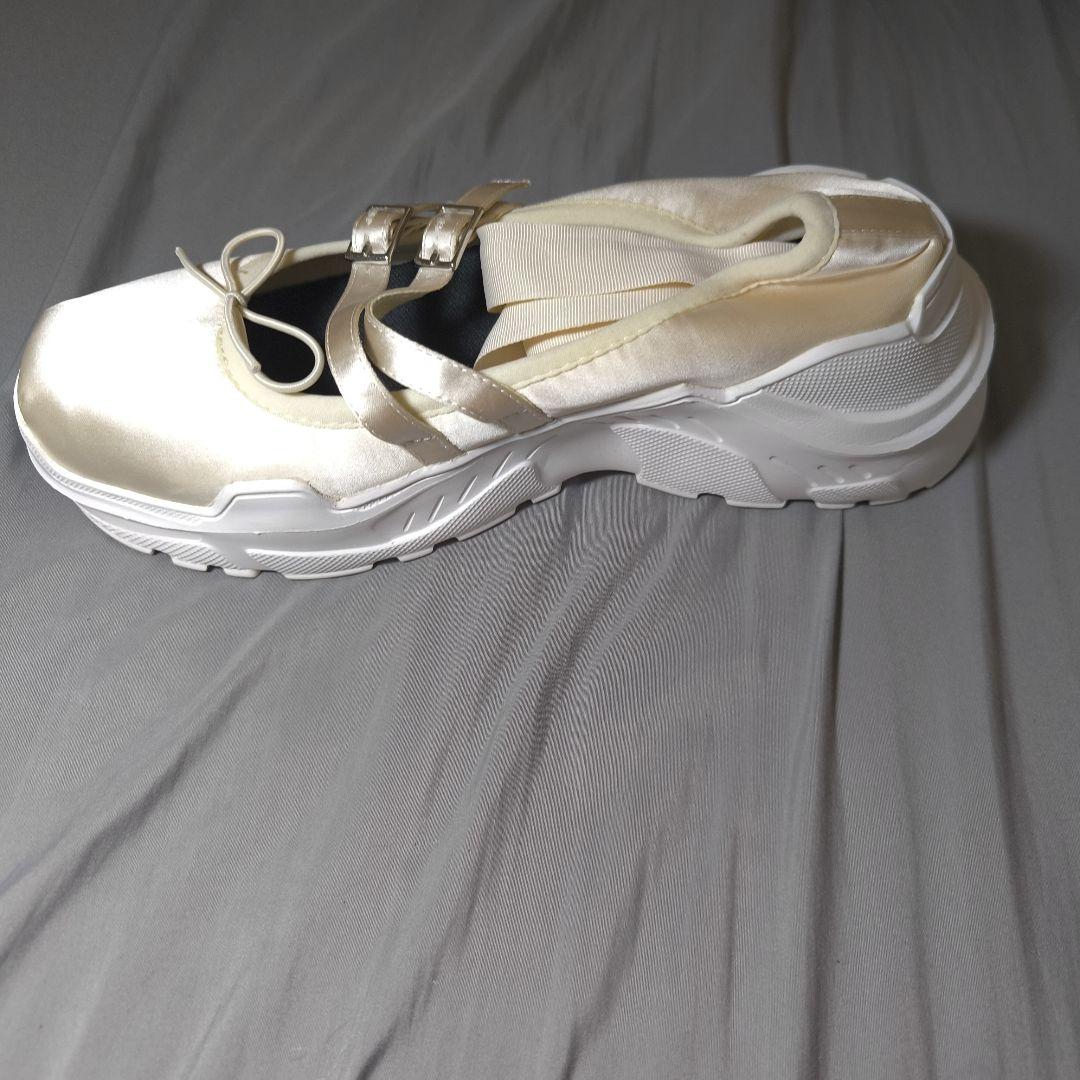 靴 AKIKOAOKI Giselle satin IVORY x WHITE