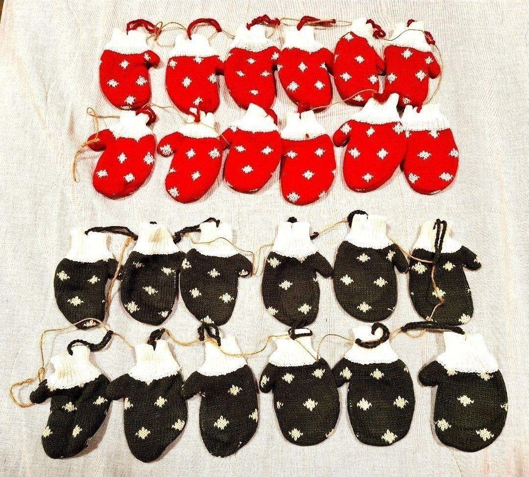 新品⭐クリスマスニットミトン装飾ガーランド 手袋オーナメント 24個付2本赤緑