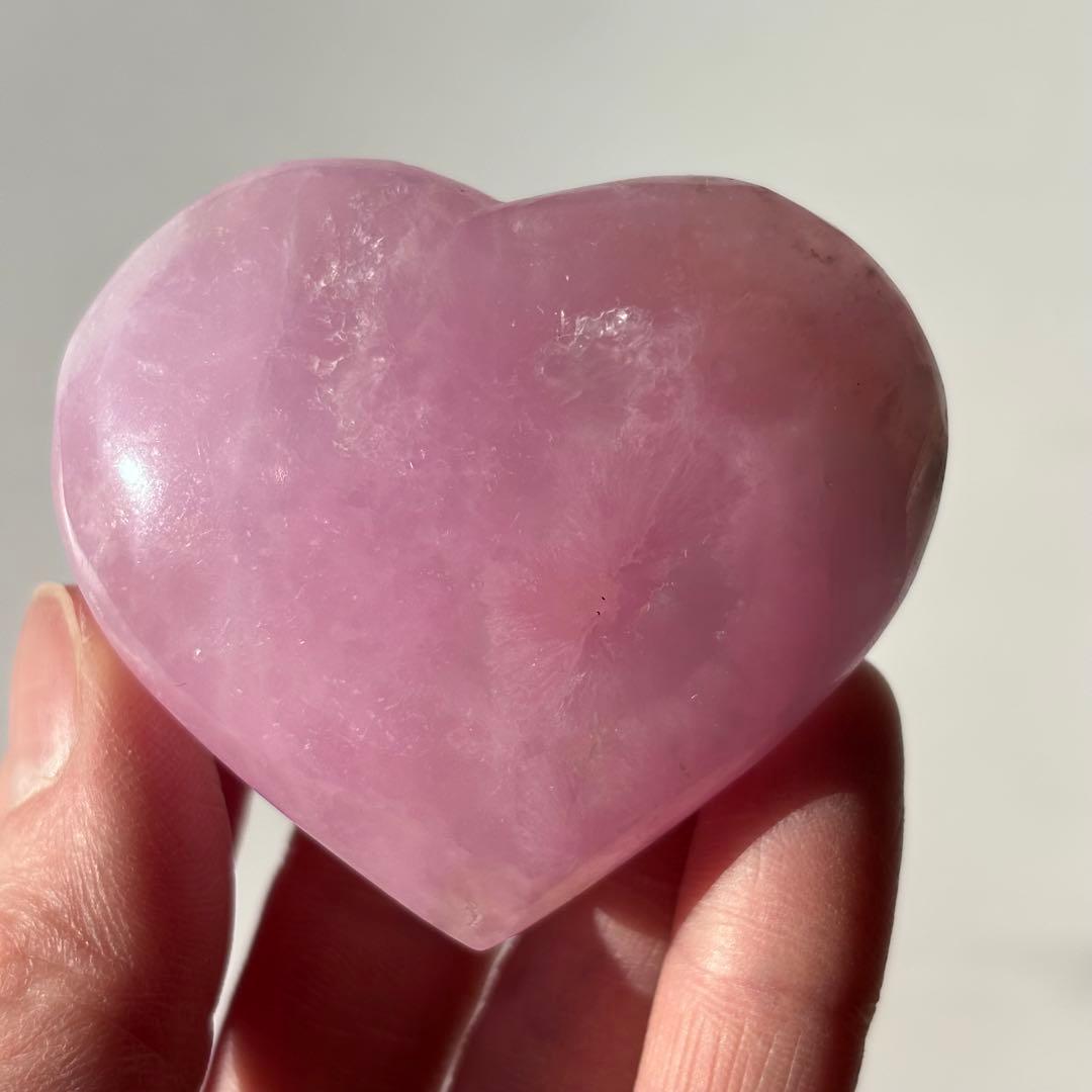 高品質　ピンクアラゴナイト　ハート　天然石　お守り