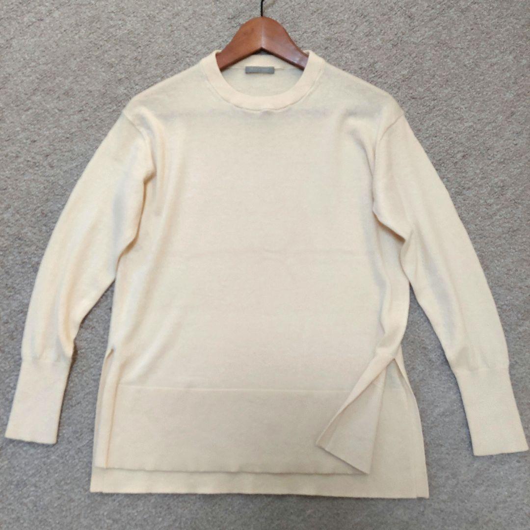 セオリーリュクス　クリーム色カシミヤ100％長袖ニット、セーター 38　極美品