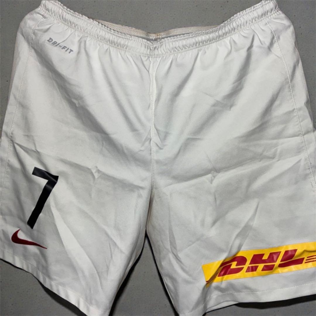浦和レッズ　Nike ショートパンツ 番号7 DHL