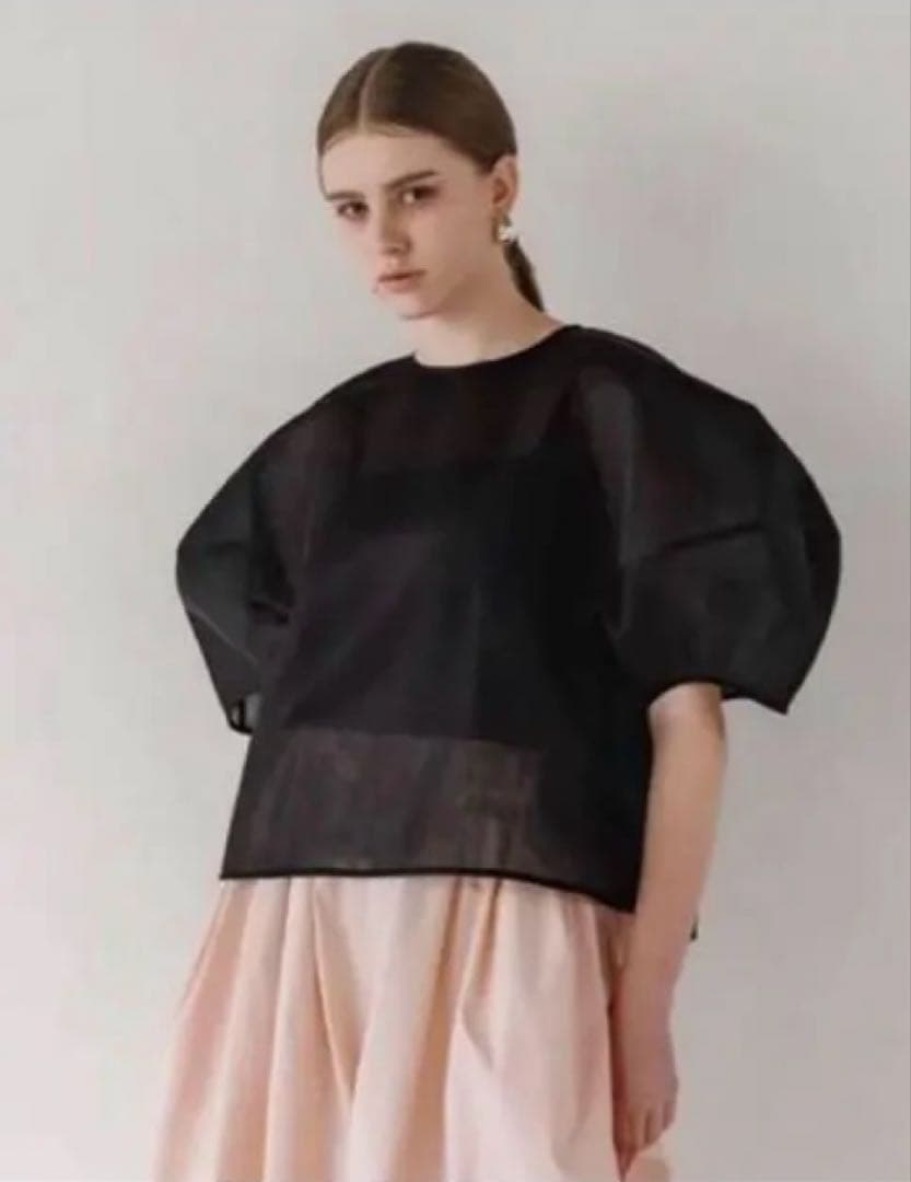 リテン Sheer Sculpture Topsブラック　新品タグ付き